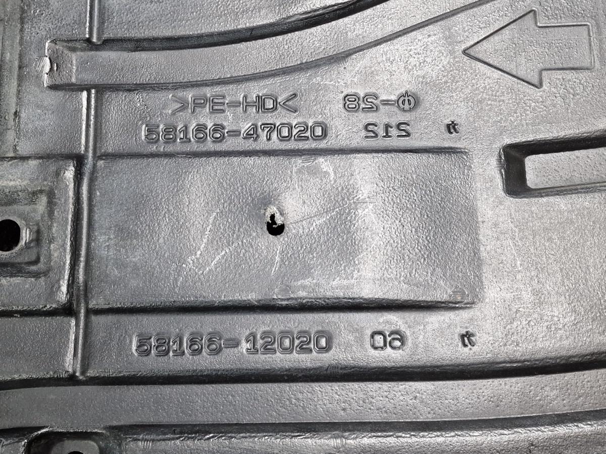 Scut de protectie stanga fata TOYOTA PRIUS _W3_ 2008 - >1.8 Hybrid 2ZR-FXE 5816612020 , 5816647020
