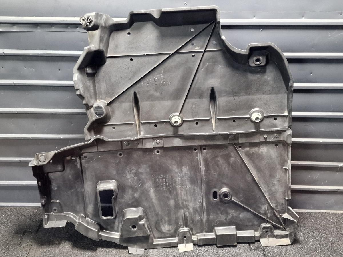 Scut de protectie sub caroserie spate TOYOTA PRIUS _W3_ 2008 - >1.8 Hybrid 2ZR-FXE 5830847011