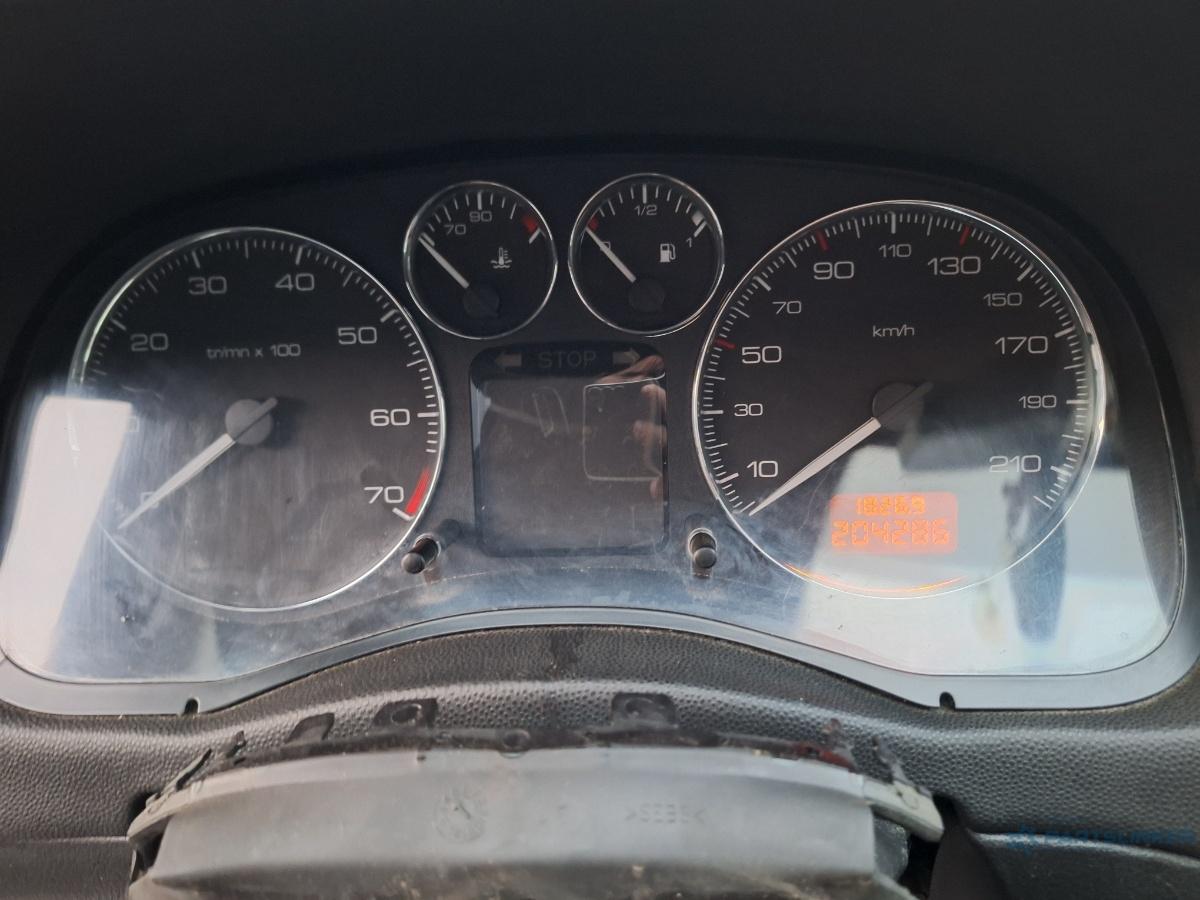 Dezmembrez PEUGEOT 307 3A/C 2006 1.4 16V KFU 65KW|88HP