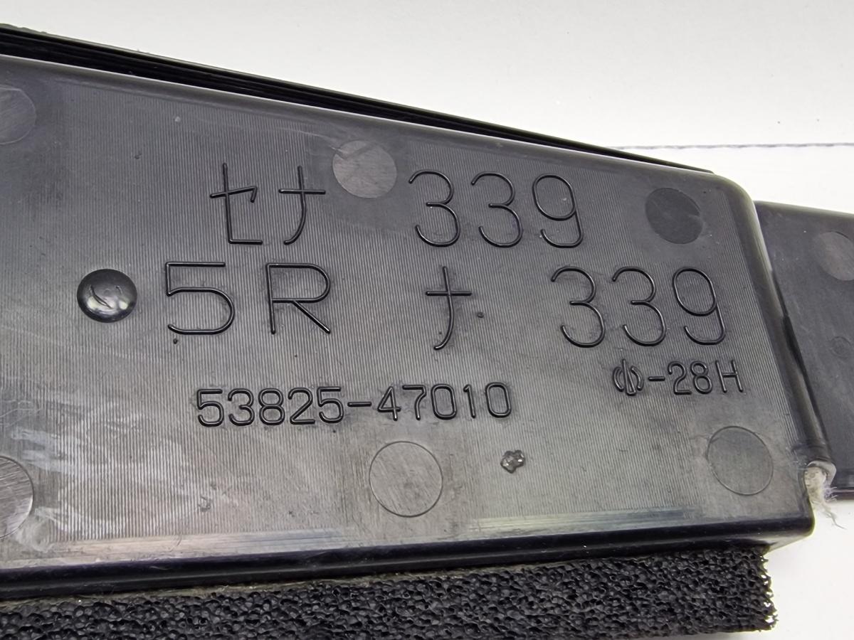 Ornament interior aripa sus dreapta fata TOYOTA PRIUS _W3_ 2008 - >1.8 Hybrid 2ZR-FXE 5382547010