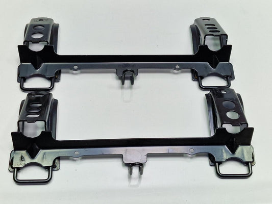 Suporti ISOFIX TOYOTA PRIUS _W3_ 2008 - >1.8 Hybrid 2ZR-FXE 7370547040 , 7370647050