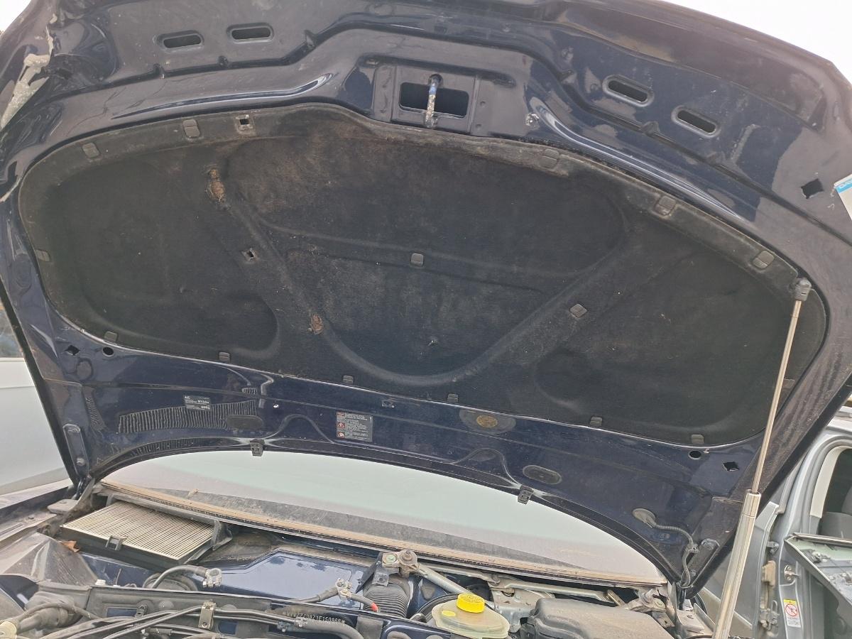 Izolație termică/fonică capotă motor VOLKSWAGEN PASSAT 3B3 2000 1.9 TDI AWX 96KW|130HP 2000