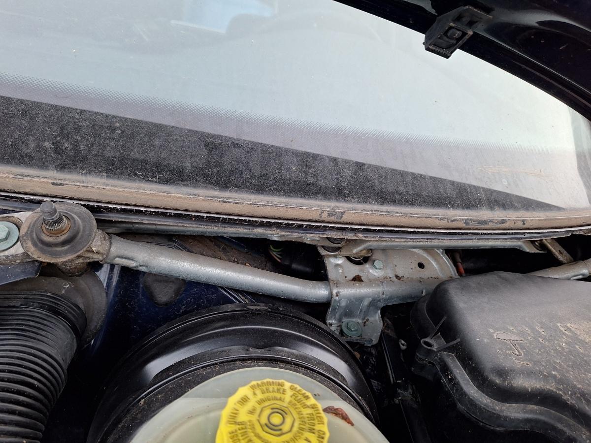 Ansamblu stergator VOLKSWAGEN PASSAT 3B3 2000 1.9 TDI AWX 96KW|130HP 2000