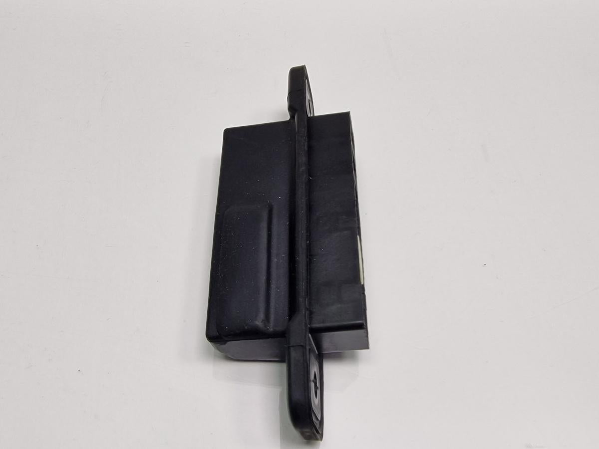 Buton deschidere haion TOYOTA PRIUS _W3_ 2008 - >1.8 Hybrid 2ZR-FXE 8484028030