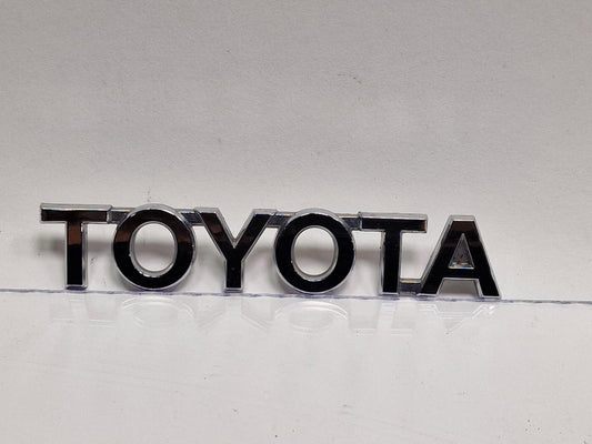 Emblema TOYOTA PRIUS _W3_ 2008 - >1.8 Hybrid 2ZR-FXE 7544347030