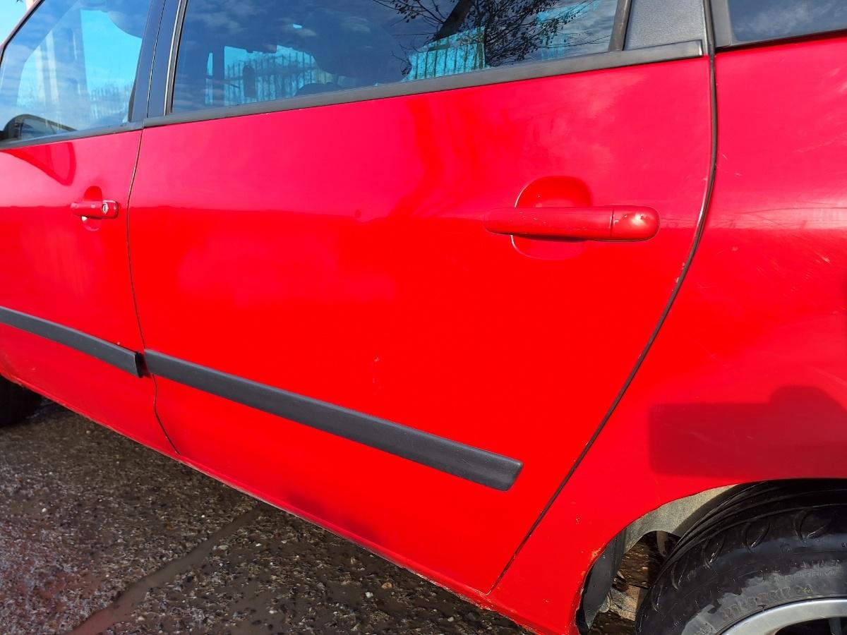 Usa  Portiera spate stanga VOLKSWAGEN SHARAN 7M8, 7M9, 7M6 1995 - 20101.9 TDI AUY, BVK
