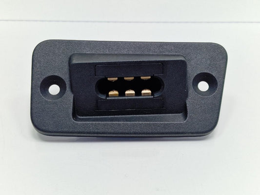 Mufa contact usa culisanta stanga spate VOLKSWAGEN CADDY IV Estate SAB, SAJ 2015 - >2.0 TDI CUUD, DFSD 2K5907497