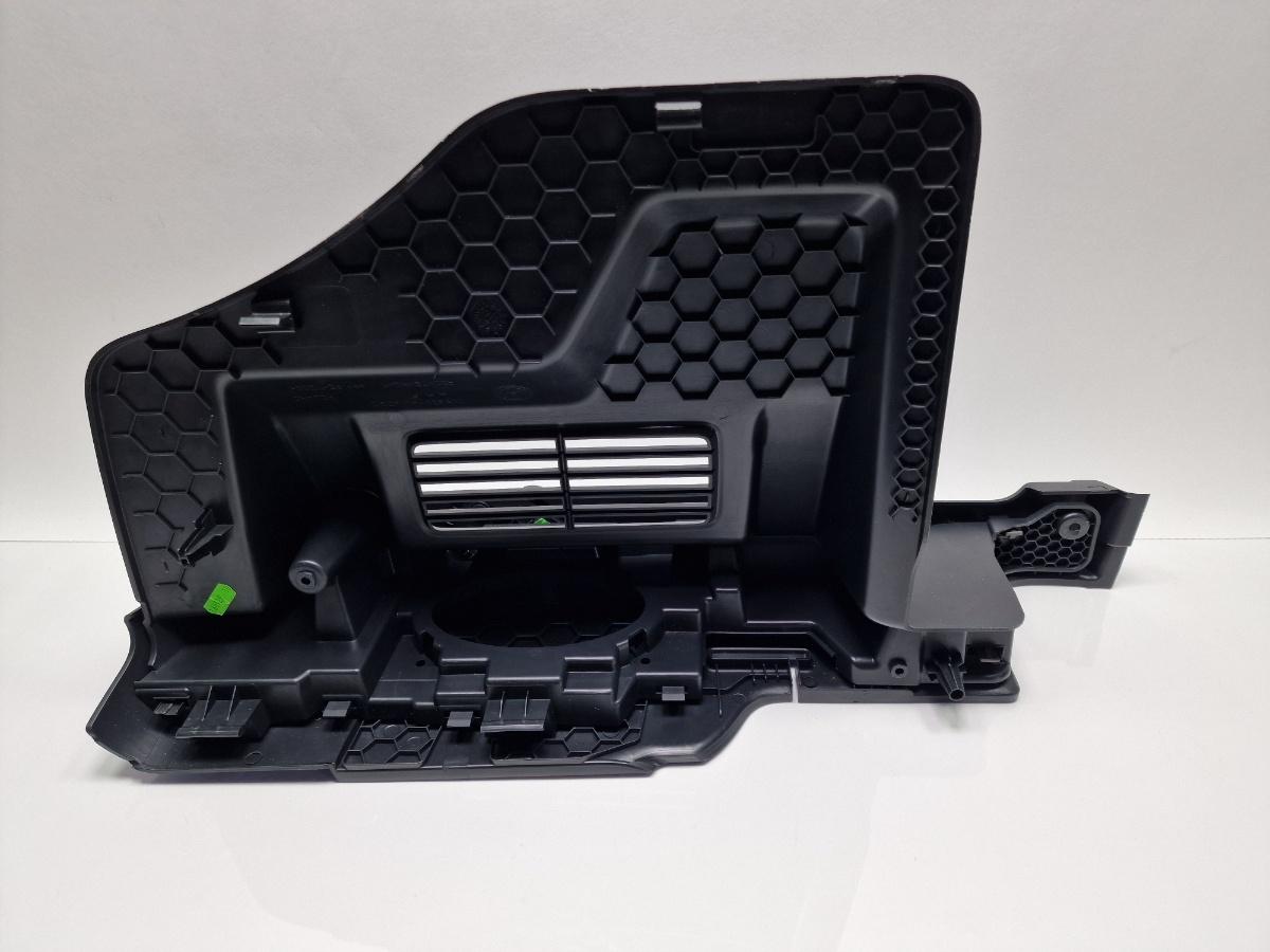 Ornament lateral portbagaj dreapta VOLKSWAGEN CADDY IV Estate SAB, SAJ 2015 - >2.0 TDI CUUD, DFSD 2K3868784