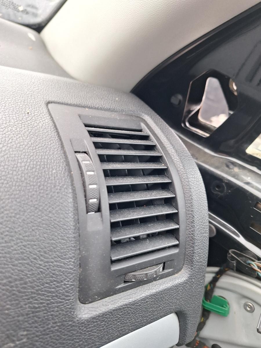 Grila de ventilatie laterala panou de bord dreapta SKODA OCTAVIA 1Z3 2004 - 20132.0 TDI 16V BKD, CFHC, CLCB