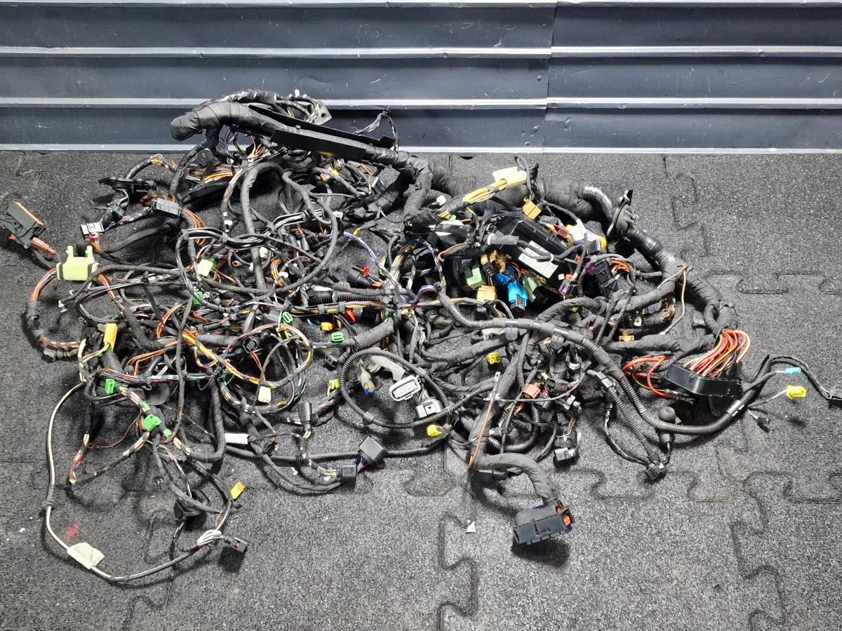 Instalatie electrica completa VOLKSWAGEN CADDY IV Estate SAB, SAJ 2015 - >2.0 TDI CUUD, DFSD 2K1970019JJ
