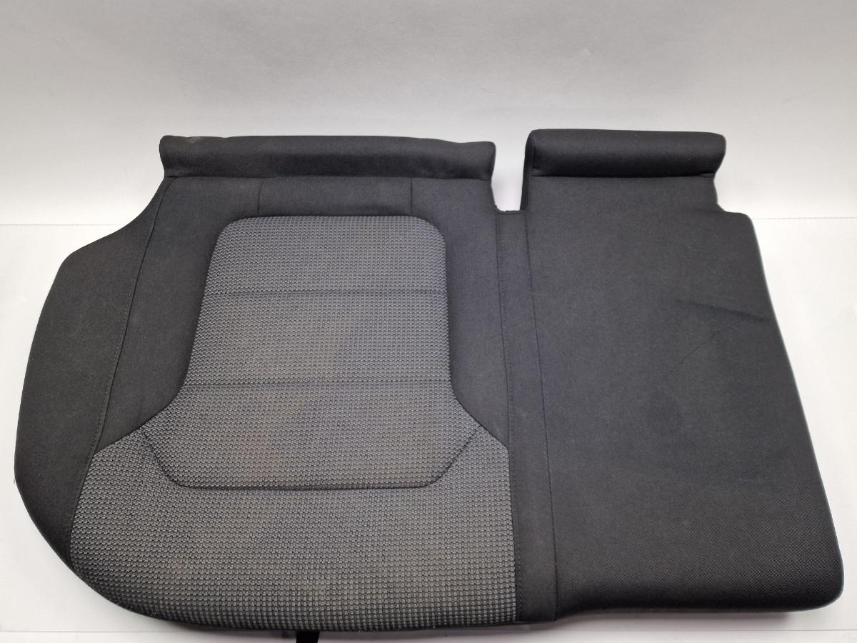 Bancheta sezut dreapta spate VOLKSWAGEN PASSAT 365 2010 - 20142.0 2.0 TDi BlueMotion CFFB  3AF885376B , 3AF885406