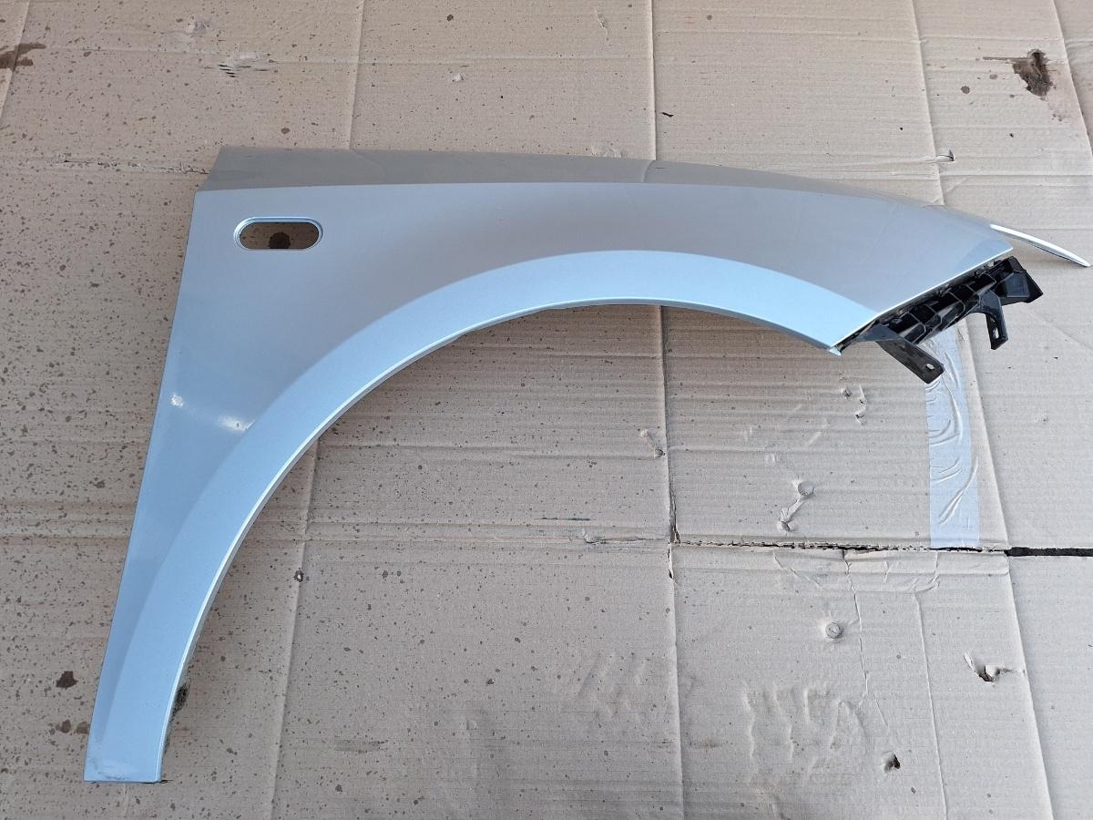 Aripa fata dreapta SEAT IBIZA V 6J5, 6P1 2008 - 2014 , gri LS7Y