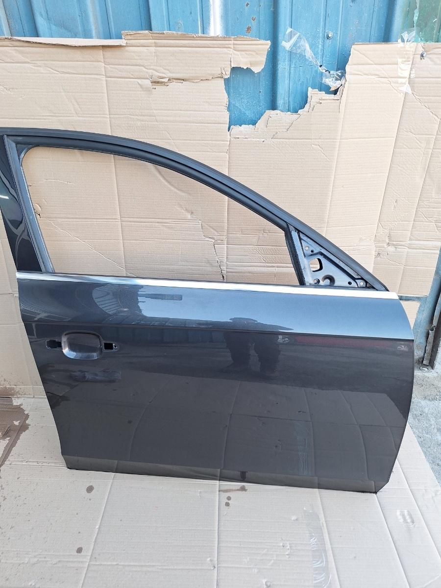 Usa Portiera fata dreapta AUDI A4 IV Avant 8K5, B8 2007 - 2015 2.0 TDI CAGA, CJCA, CMEA, CMFA