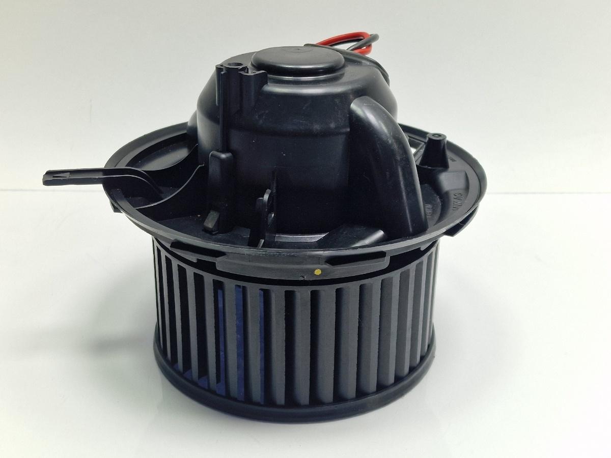 Ventilator aeroterma VOLKSWAGEN GOLF VI 5K1 2008 - 20132.0 TDI CBDC, CLCA  1K1820015J