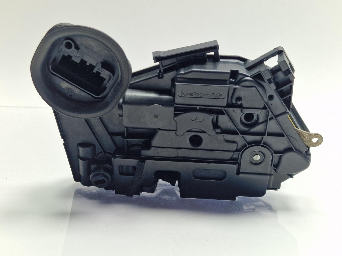 Broasca usa stanga spate VOLKSWAGEN GOLF VI 5K1 2008 - 20132.0 TDI CBDC, CLCA 5K4839015B