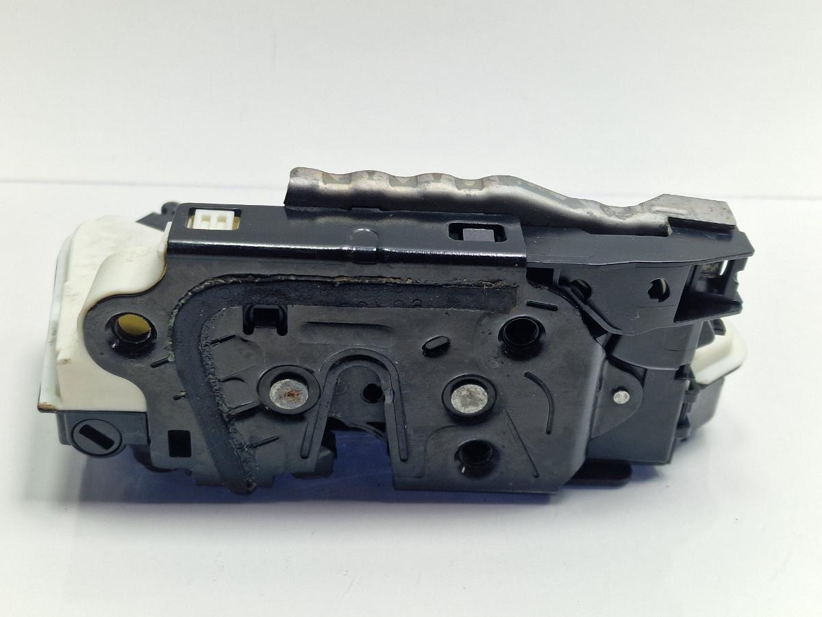 Broasca usa dreapta spate VOLKSWAGEN GOLF VI 5K1 2008 - 20132.0 TDI CBDC, CLCA 5K4839016B