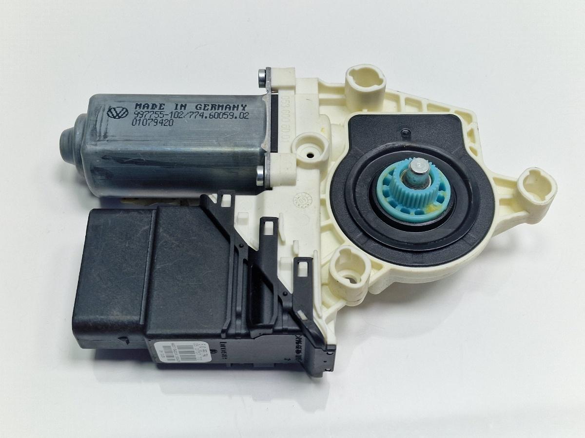 Motoras macara geam stanga spate VOLKSWAGEN GOLF VI 5K1 2008 - 20132.0 TDI CBDC, CLCA 5K0959703C