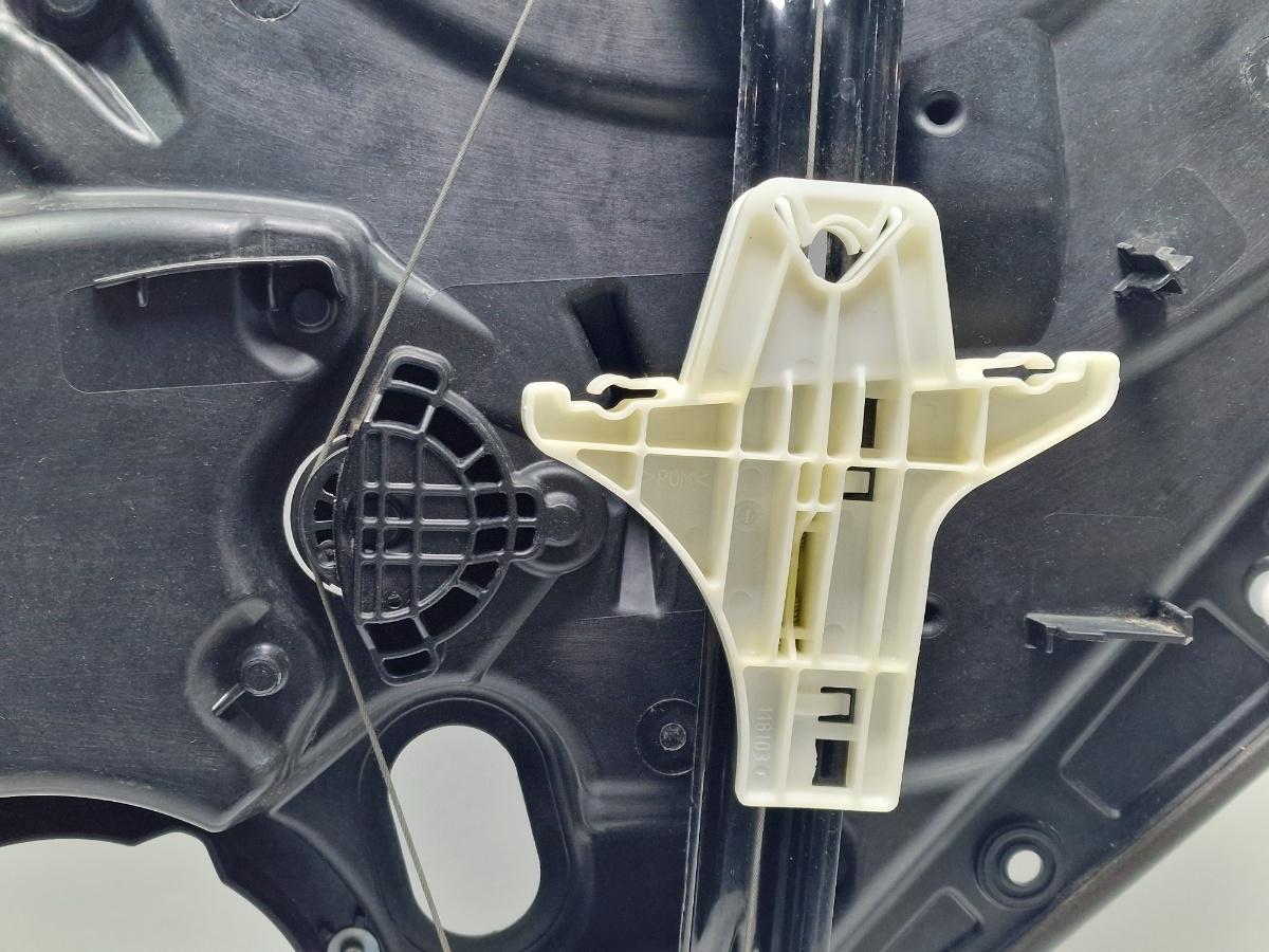 Macara geam stanga spate VOLKSWAGEN GOLF VI 5K1 2008 - 20132.0 TDI CBDC, CLCA 5K4839729J