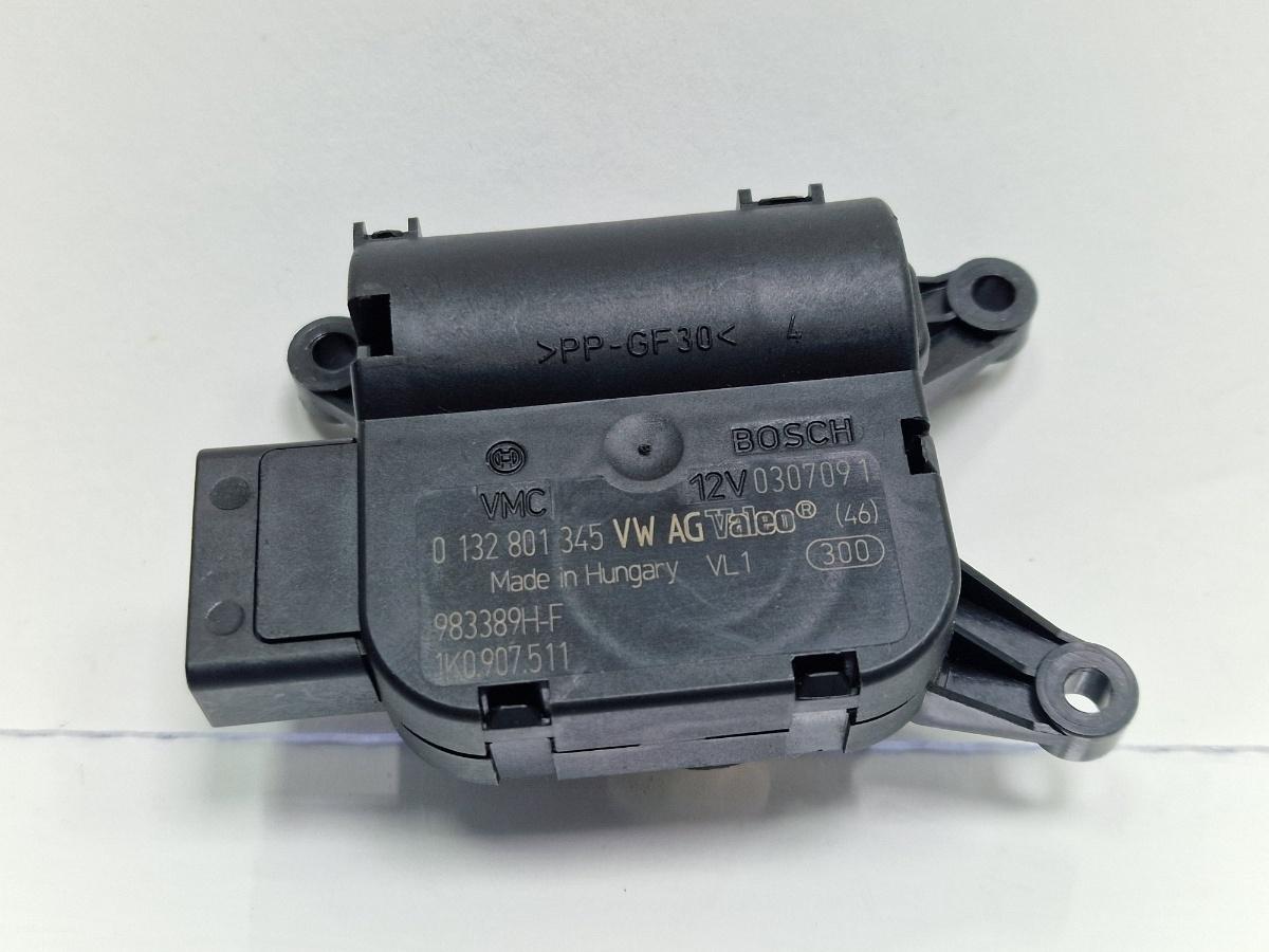 Motoras reglaj aeroterma V425 VOLKSWAGEN GOLF VI 5K1 2008 - 20132.0 TDI CBDC, CLCA BOSCH 0132801345 1K0907511