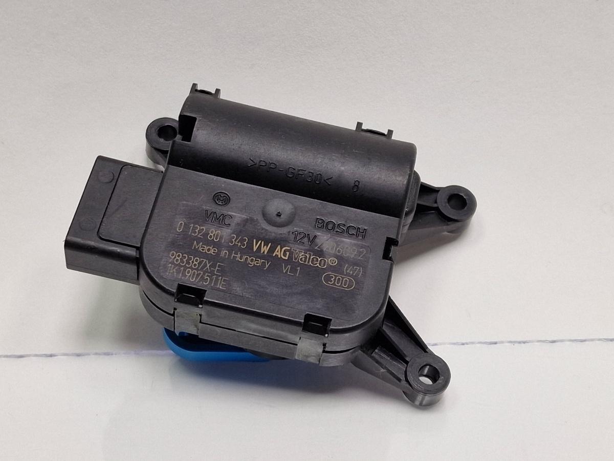 Motoras aeroterma V107 VOLKSWAGEN GOLF VI 5K1 2008 - 20132.0 TDI CBDC, CLCA BOSCH 0132801343 1K1907511E