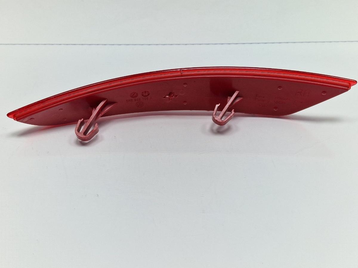 Catadioptru bara dreapta spate VOLKSWAGEN GOLF VI 5K1 2008 - 20132.0 TDI CBDC, CLCA 5K0945106A