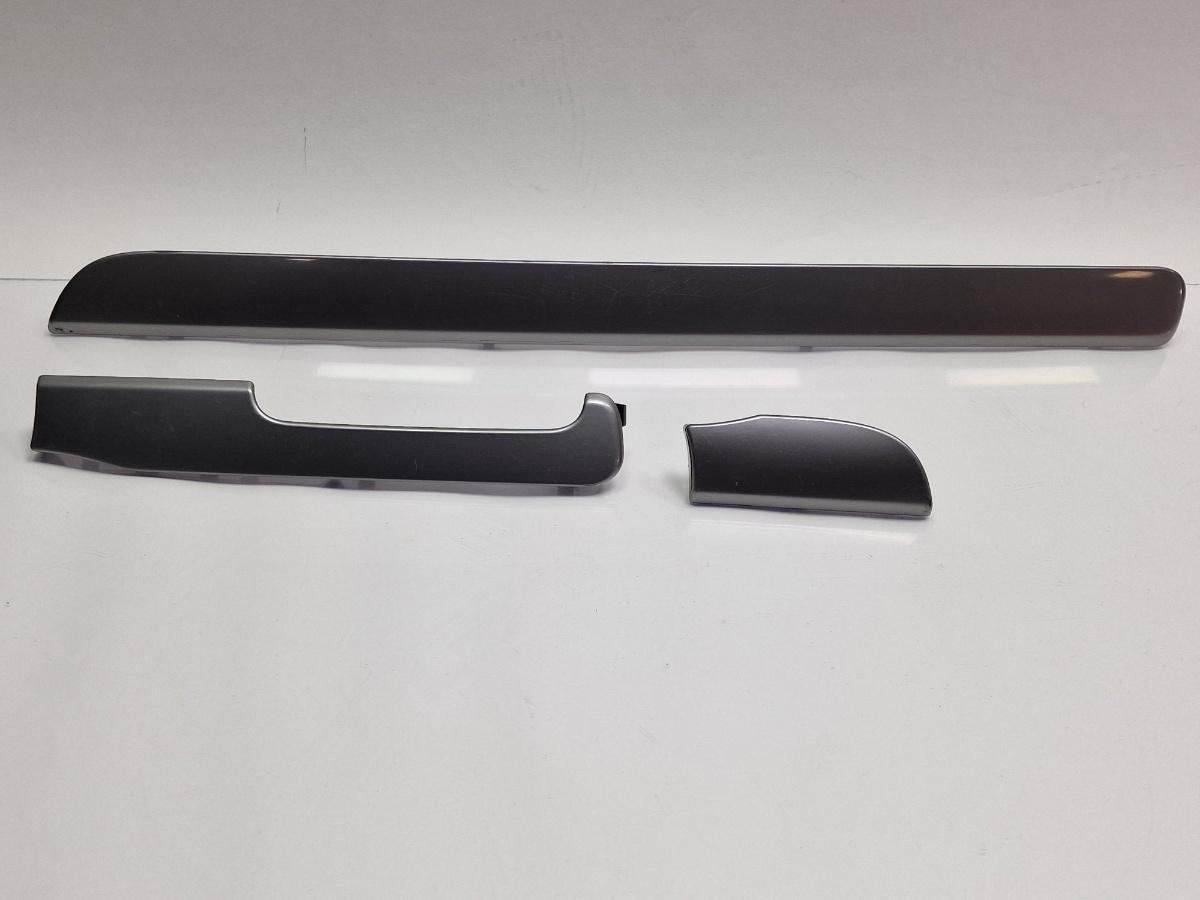 Ornamente bord VOLKSWAGEN GOLF VI 5K1 2008 - 20132.0 TDI CBDC, CLCA 5K1858415B , 5K1858417B