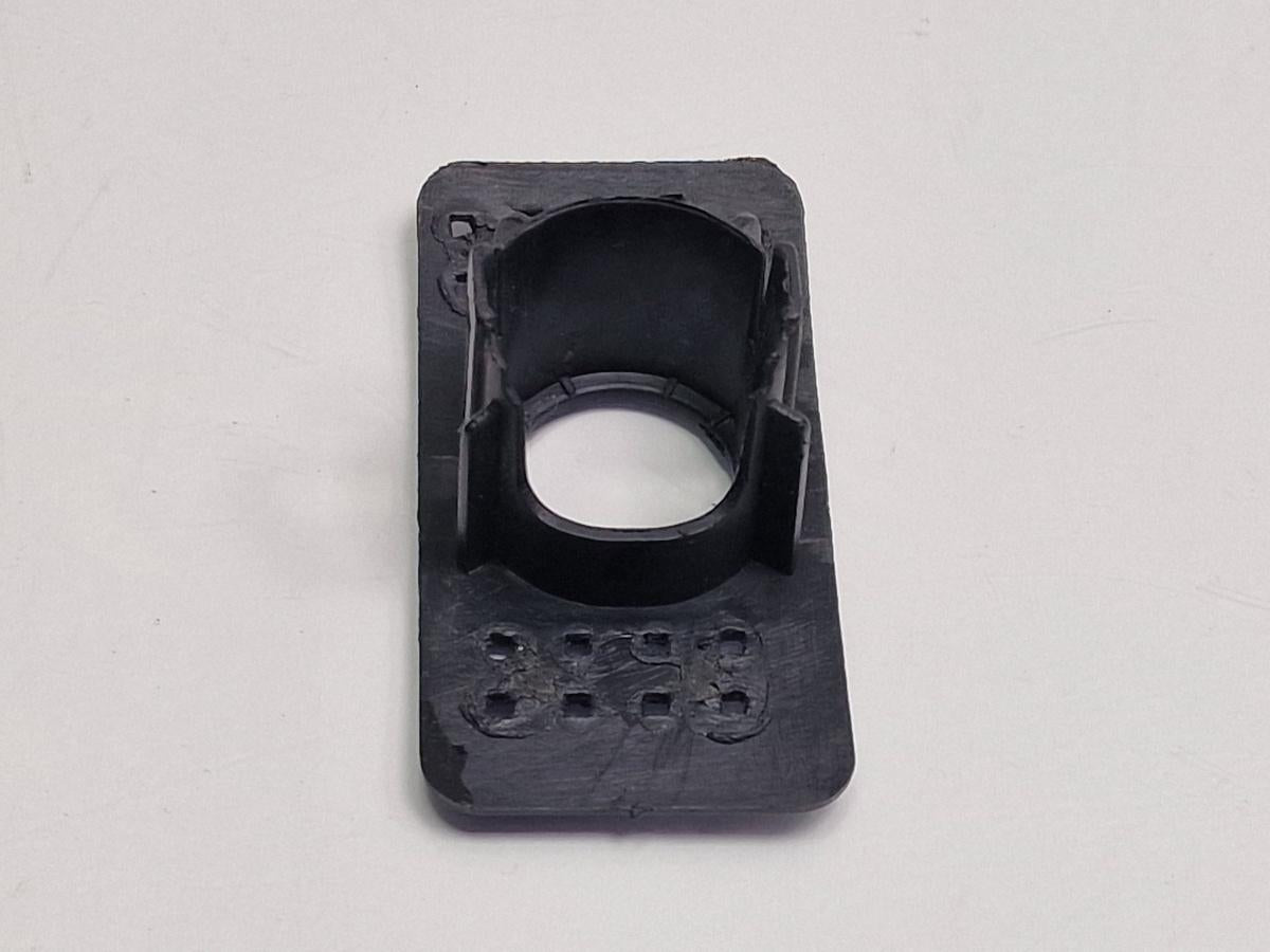 Suport senzor de parcare fata VOLKSWAGEN GOLF VI 5K1 2008 - 20132.0 TDI CBDC, CLCA 5K0919491B