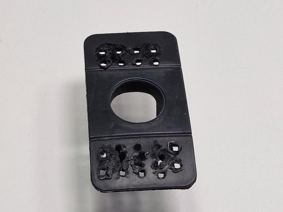 Suport senzor de parcare fata VOLKSWAGEN GOLF VI 5K1 2008 - 20132.0 TDI CBDC, CLCA 5K0919491B