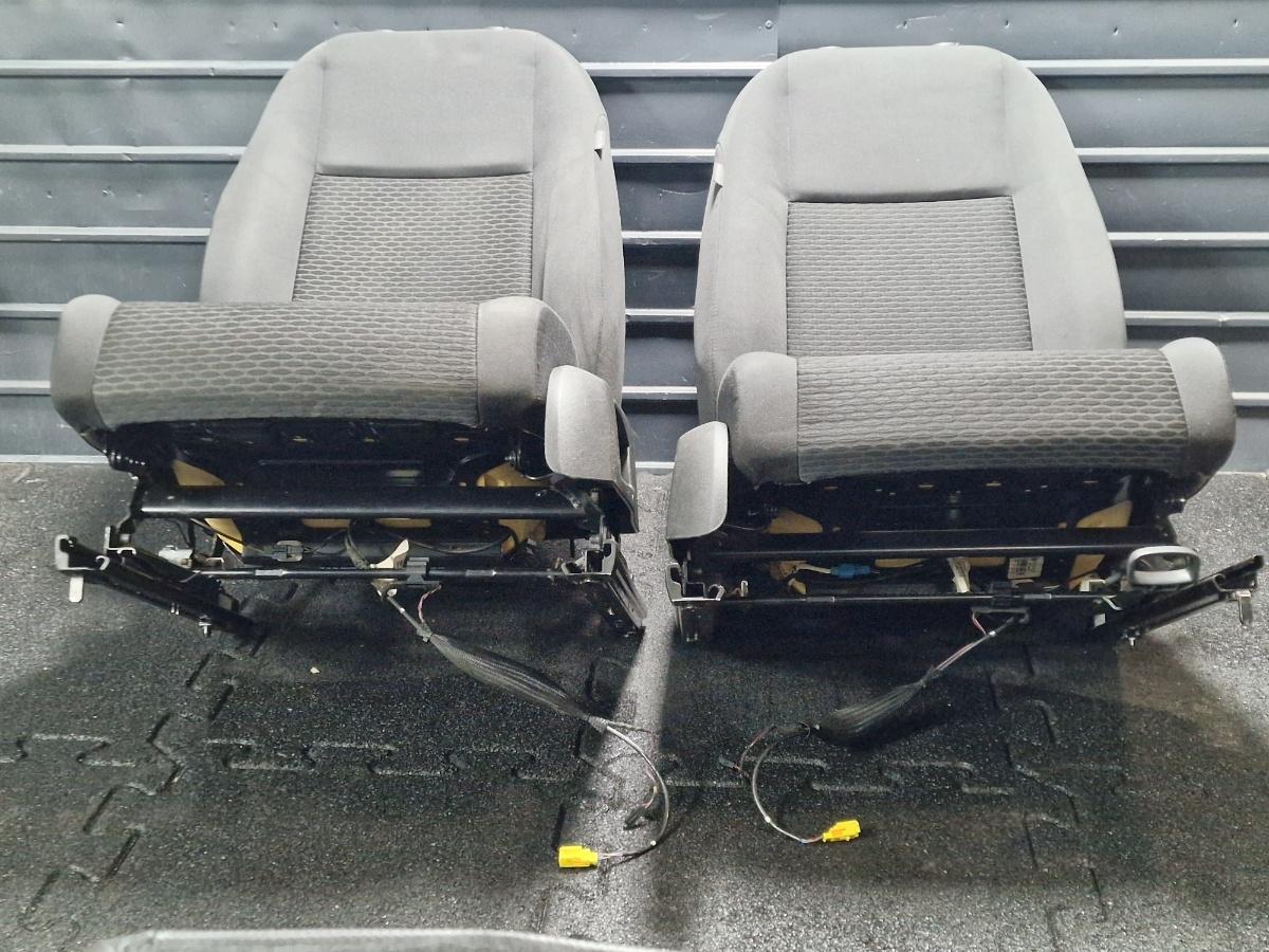 Scaune  fata VOLKSWAGEN GOLF VI 5K1 2008 - 20132.0 TDI CBDC, CLCA 1K4881105PA , 1K4881106NT