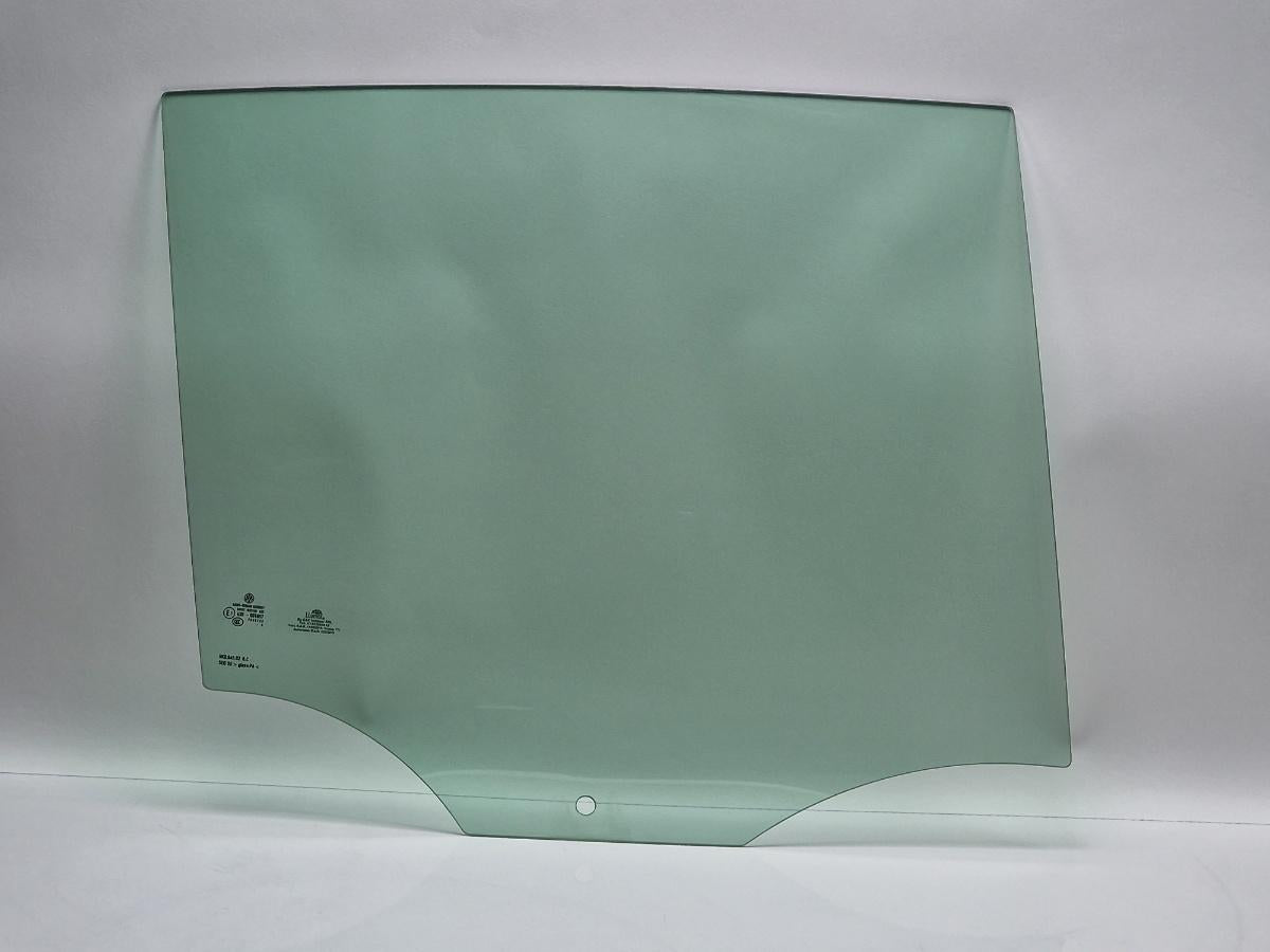 Geam usa dreapta spate VOLKSWAGEN GOLF VI 5K1 2008 - 20132.0 TDI CBDC, CLCA SAINT-GOBAIN 43R001057 5K6845026C