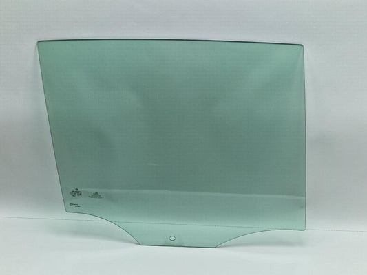 Geam usa dreapta spate VOLKSWAGEN GOLF VI 5K1 2008 - 20132.0 TDI CBDC, CLCA SAINT-GOBAIN 43R001057 5K6845026C