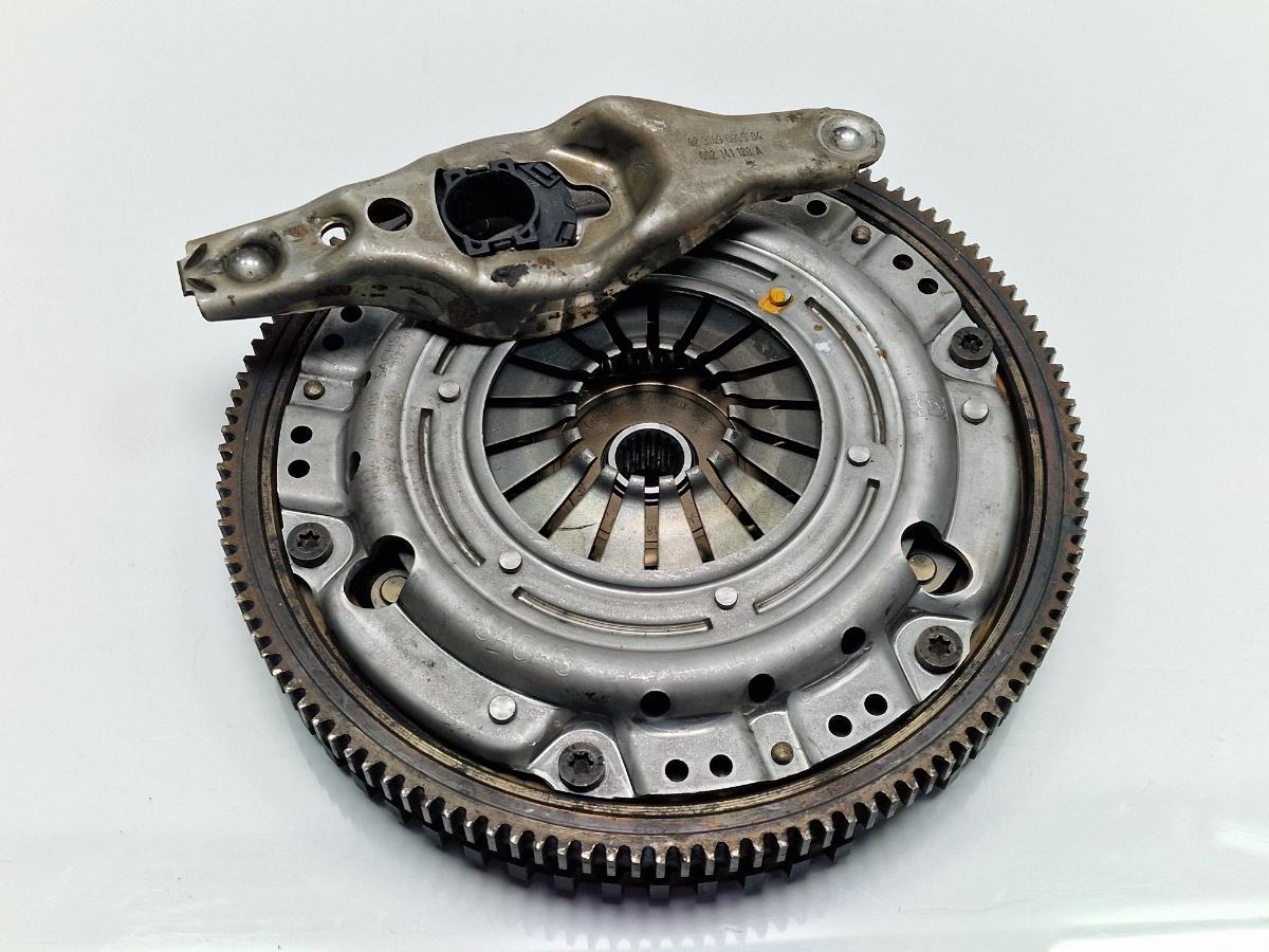 Kit ambreiaj SKODA FABIA 6Y2 1999 - 20081.4 1.4 1.4 AME, AQW, ATZ SACHS 3082296934  047141034K ,  6Y0198141