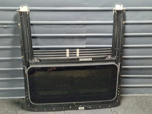 Geam trapa SKODA FABIA 6Y2 1999 - 20081.4 1.4 1.4 AME, AQW, ATZ 6X0877255