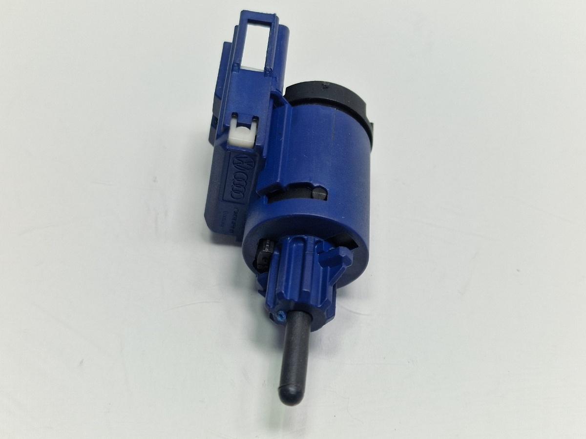 Switch pedala ambreiaj SKODA FABIA II 542 2006 - 20141.2 1.2 1.2 BBM, CHFA 1J0927189F