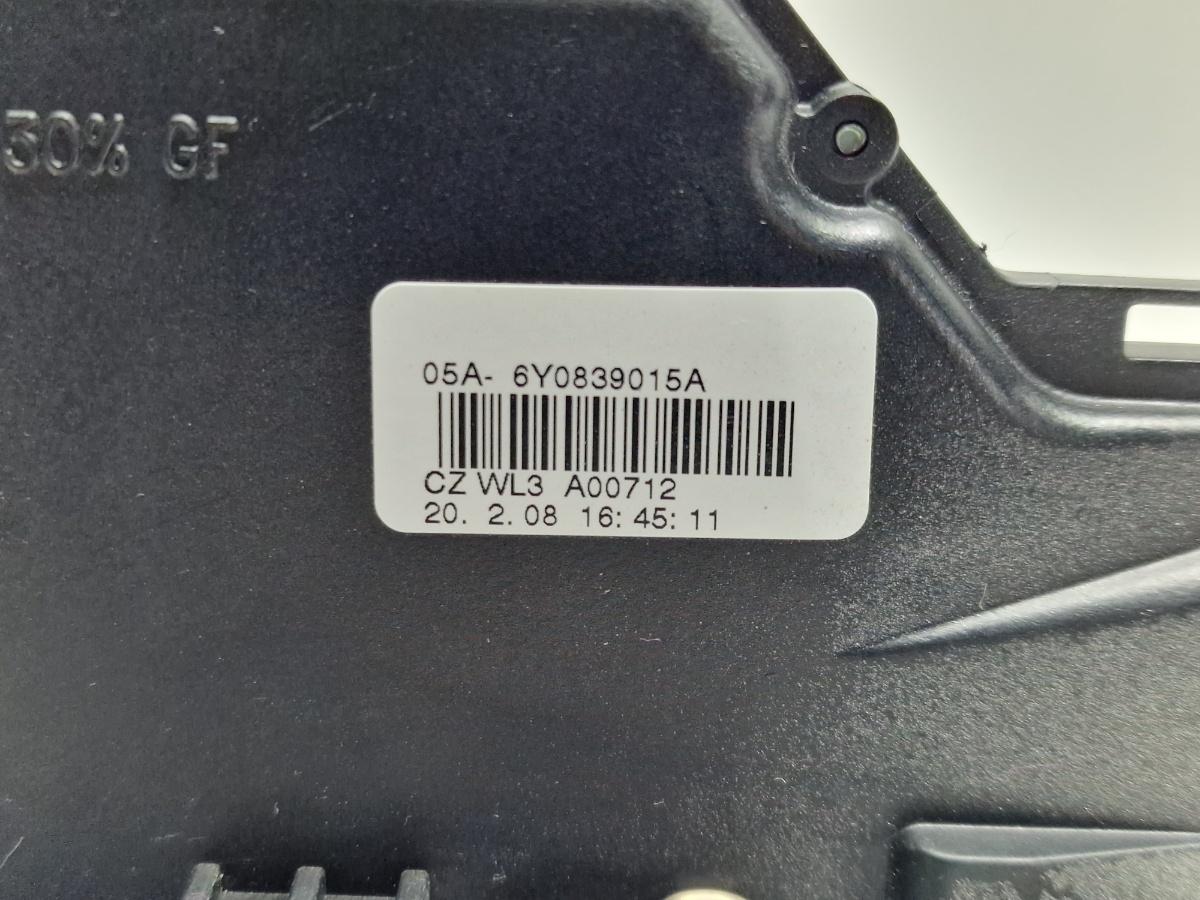 Broasca usa stanga spate SKODA FABIA II 542 2006 - 20141.2 1.2 1.2 BBM, CHFA 6Y0839015A