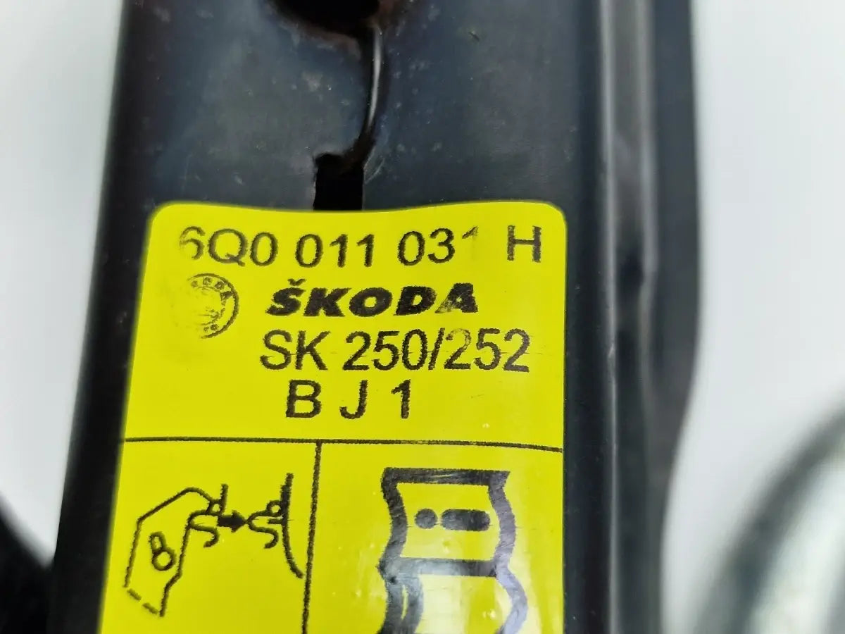 Trusa roata rezerva ( cric si chei ) SKODA FABIA II 542 2006 - 20141.2 1.2 1.2 BBM, CHFA 6K0803615C , 6Q0011031H