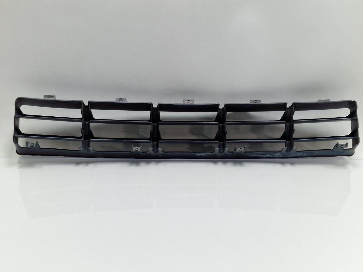 Grila inferioara bara fata VOLKSWAGEN GOLF IV Variant 1J5 1999 - 20061.9 TDI ATD, AXR 1J0853677D