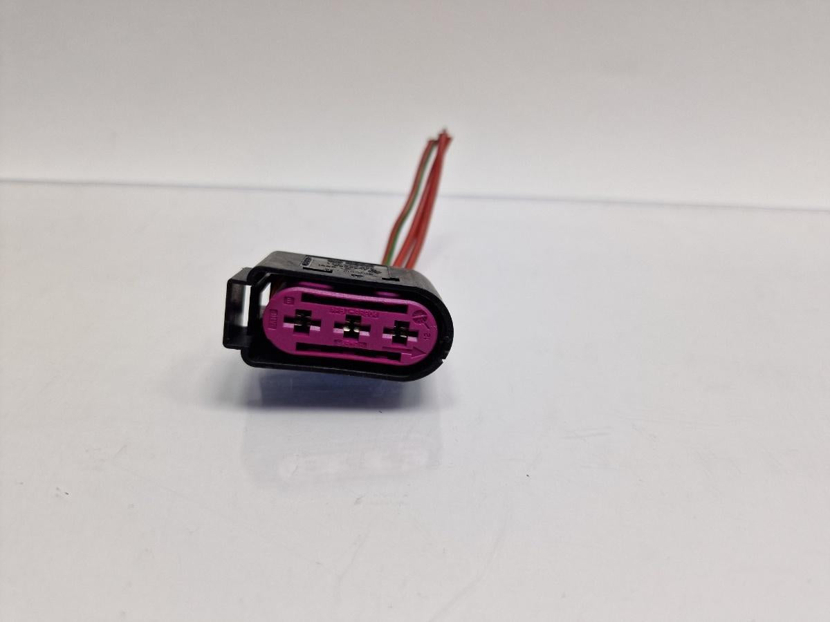 Mufa conector 3 pini VOLKSWAGEN GOLF IV Variant 1J5 1999 - 20061.9 TDI ATD, AXR 1J0937773
