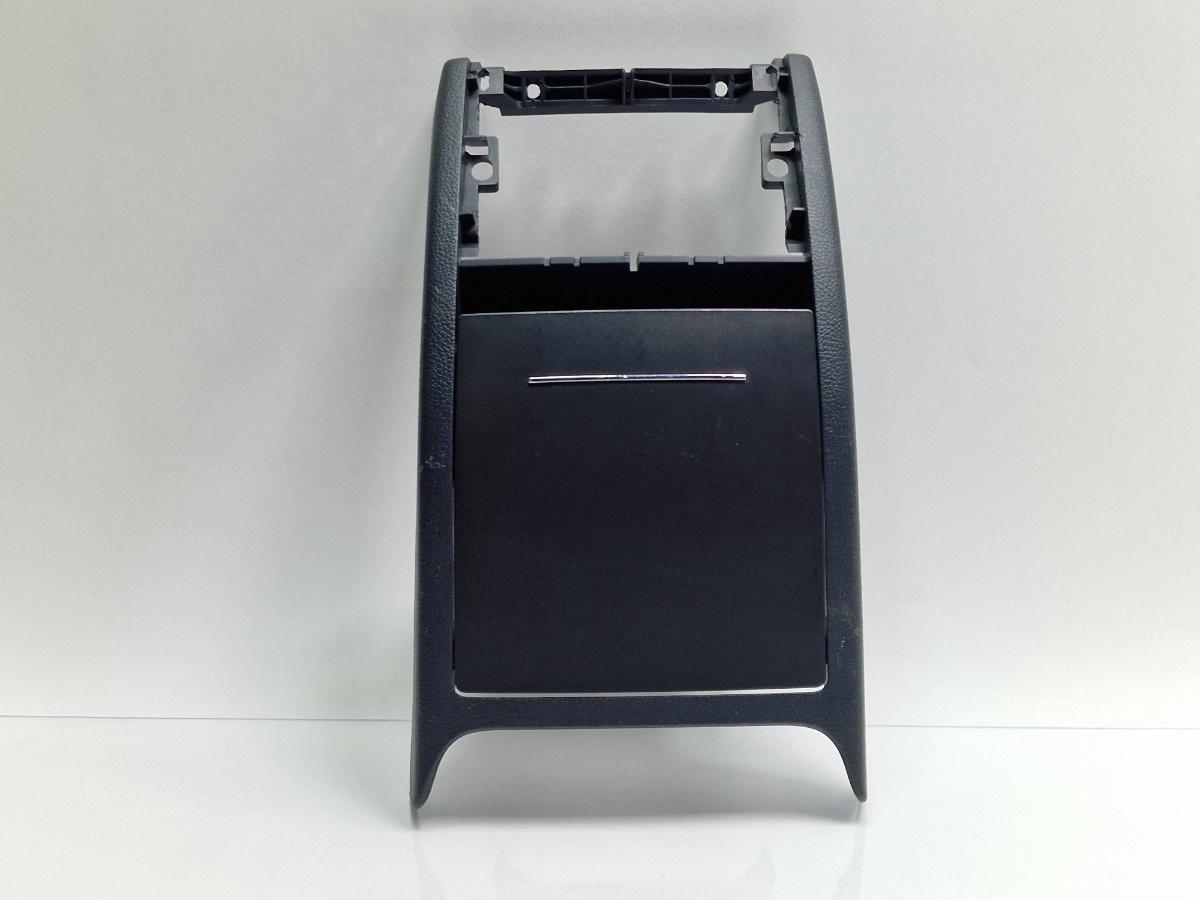 Scrumiera spate SKODA OCTAVIA 1Z3 2004 - 20131.9 TDI BJB, BKC, BLS, BXE 1Z0857289A , 1Z0863284