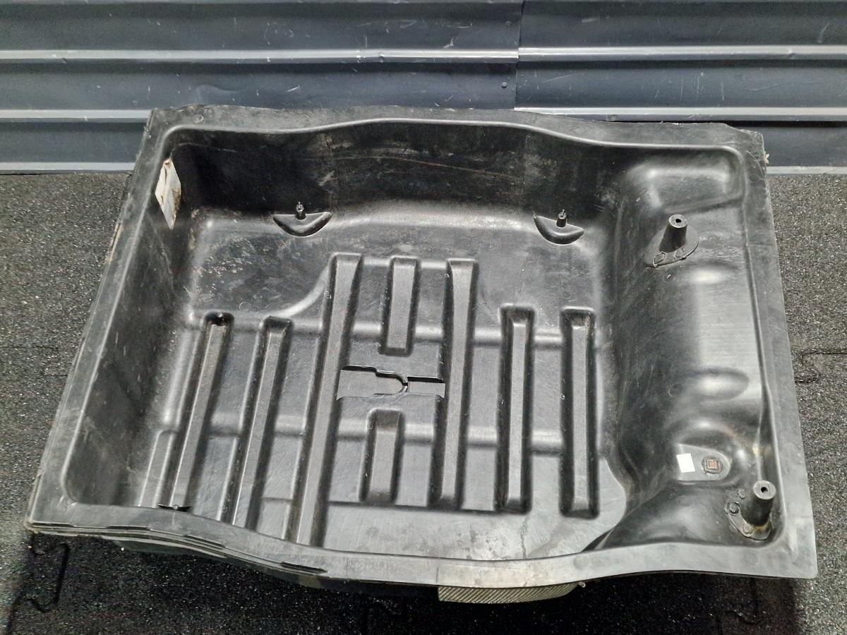 Locas roata rezerva VOLKSWAGEN PASSAT Variant 3C5 2005 - 20111.9 TDI BKC, BLS, BXE 3C0813114D