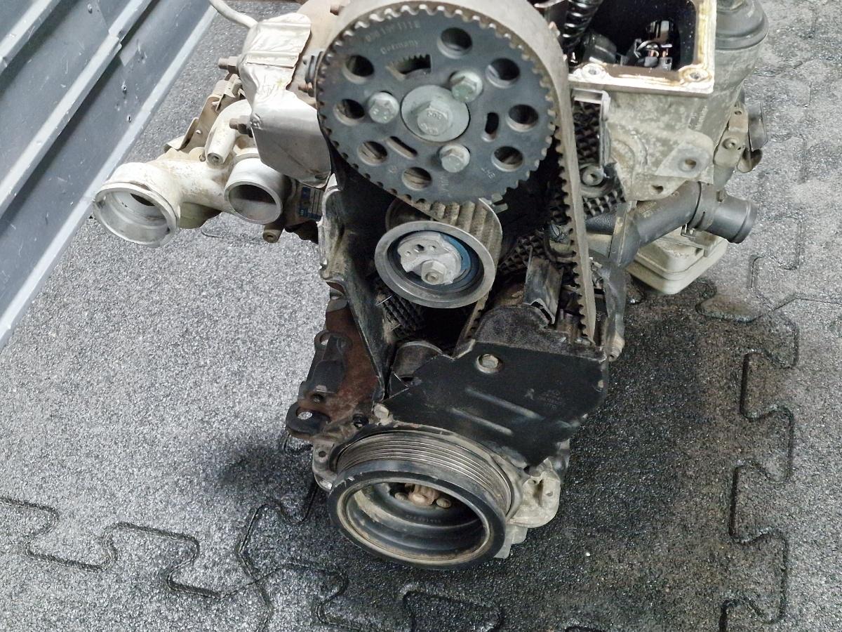 Motor  1.9 TDI BRS cu injectie VOLKSWAGEN TRANSPORTER V Box 7HA, 7HH, 7EA, 7EH 2003 - > BRS