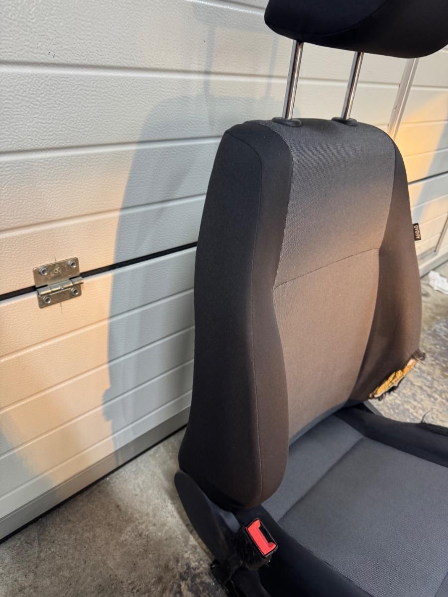 Scaun fata, sofer VOLKSWAGEN CADDY IV Estate SAB, SAJ 2015 - > 2.0 TDI CUUD, DFSD