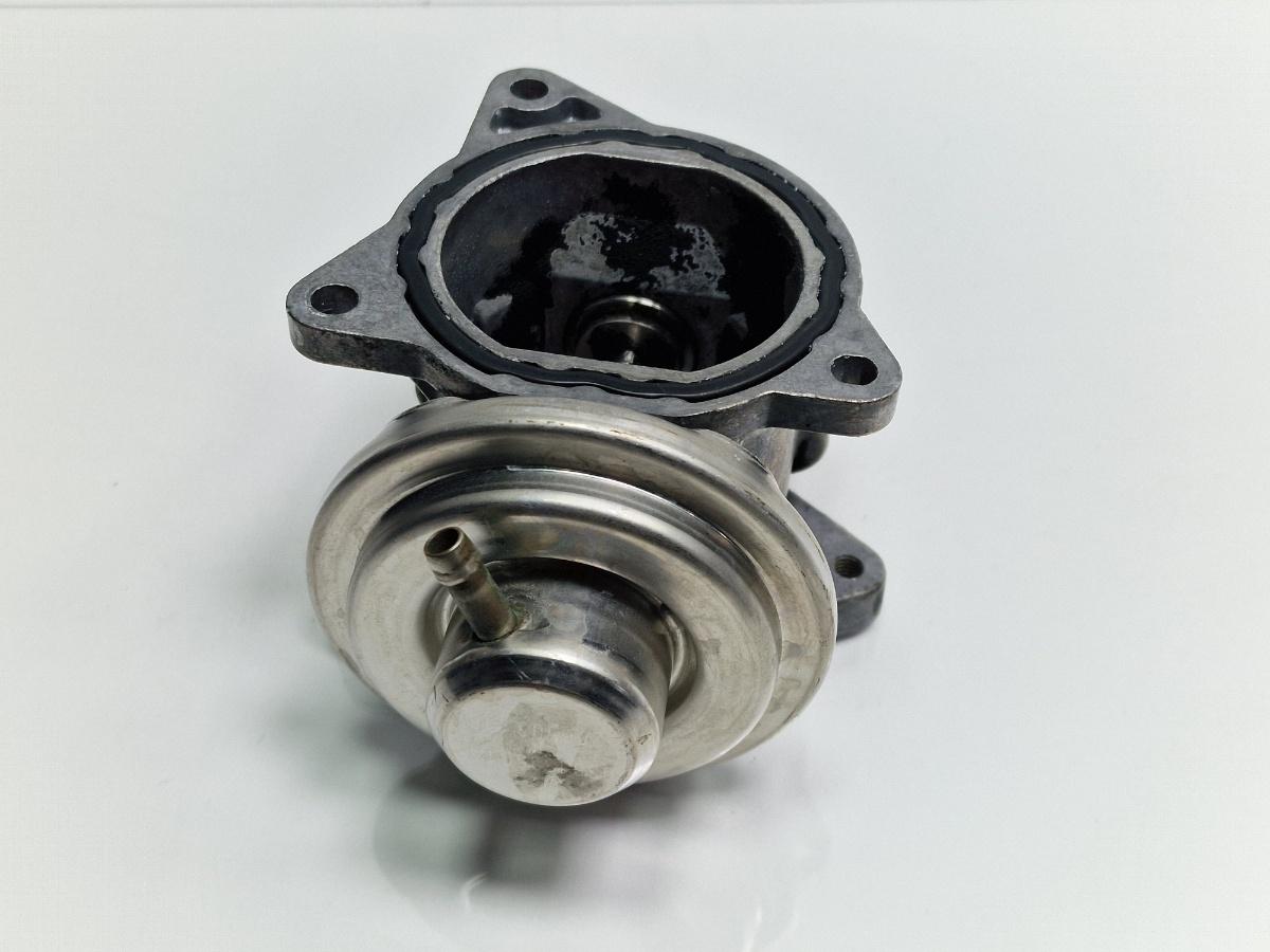 Supapa EGR SKODA OCTAVIA 1Z3 2004 - 20131.9 TDI BJB, BKC, BLS, BXE 038129637D