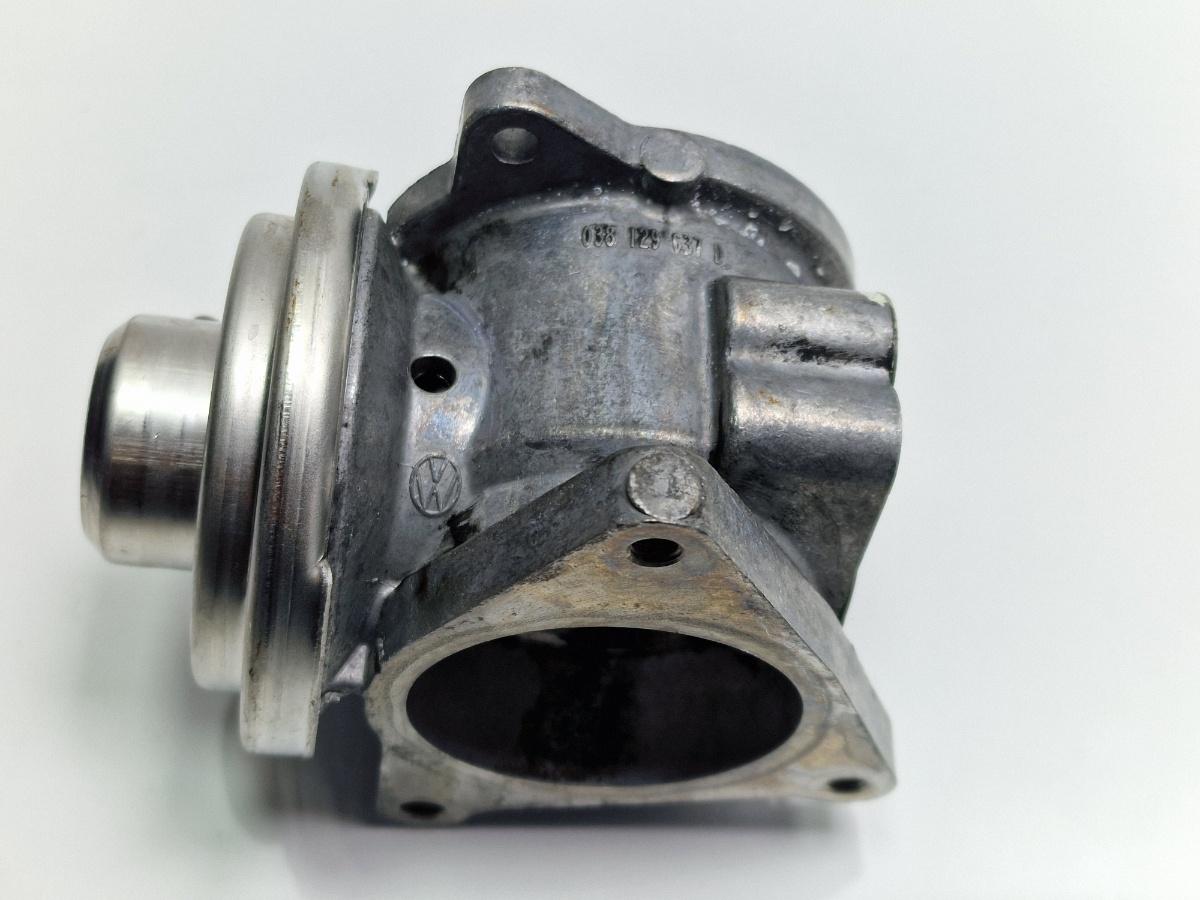 Supapa EGR SKODA OCTAVIA 1Z3 2004 - 20131.9 TDI BJB, BKC, BLS, BXE 038129637D