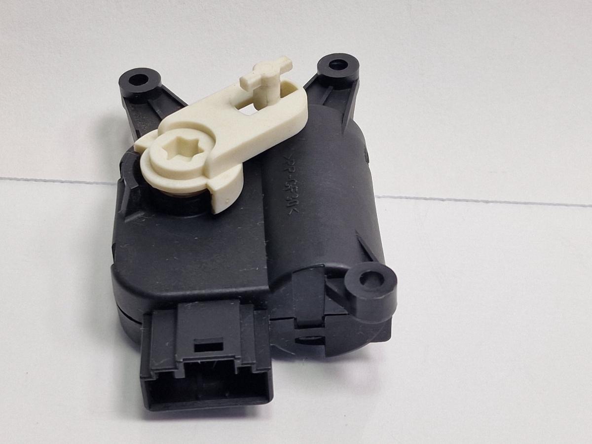 Motoras reglaj aeroterma V158 SKODA OCTAVIA 1Z3 2004 - 20131.9 TDI BJB, BKC, BLS, BXE BOSCH 0132801340 1K1907511C