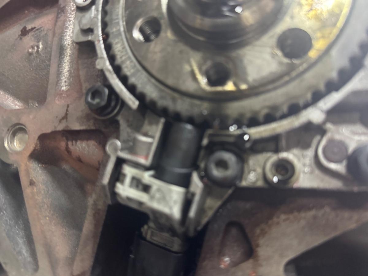 Senzor de pozitie arbore cotit AUDI A4 IV Avant 8K5, B8 2007 - 20152.0 TDI CAGA, CJCA, CMEA, CMFA 03L103173