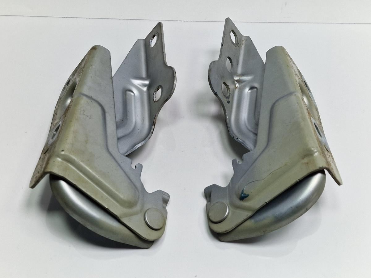 Balamale capota motor SEAT IBIZA V 6J5, 6P1 2008 - > 1.4 TDI BMS 6J0823301A , 6J0823302A