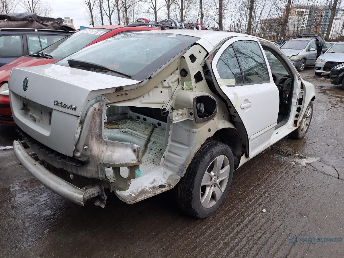 Dezmembrez SKODA OCTAVIA 1Z3 2010 2.0 TDI 16V BKD 103KW|140HP