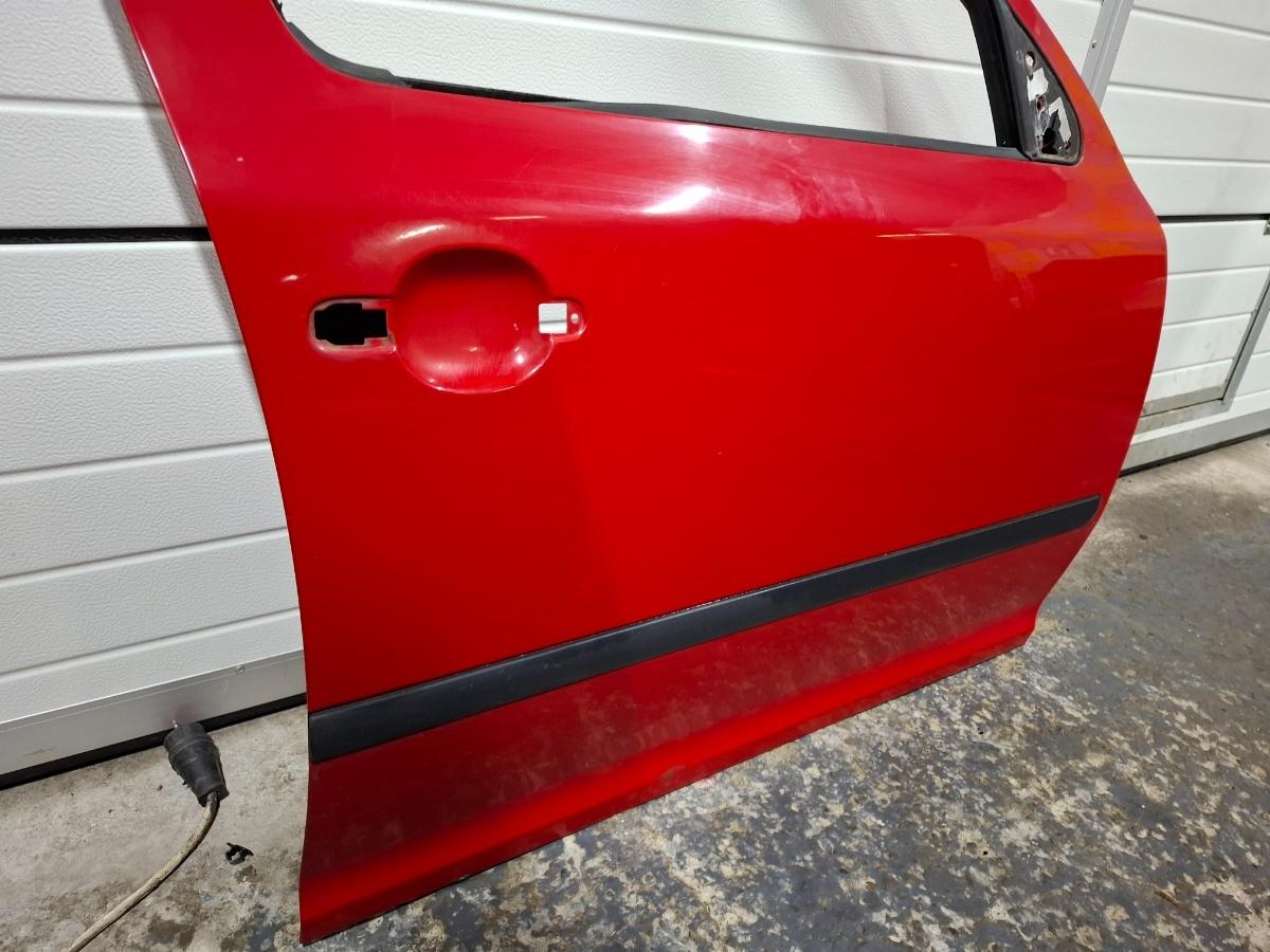Usa Portiera fata dreapta SKODA OCTAVIA II Combi 1Z5 2004 - 2013 rosu LF3K