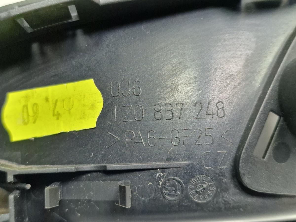 Maner interior usa dreapta fata SKODA OCTAVIA 1Z3 2004 - 20131.9 TDI BJB, BKC, BLS, BXE 1Z0837248